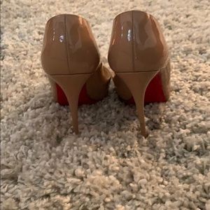 Christian Louboutin So Kate - Nude Patent Leather